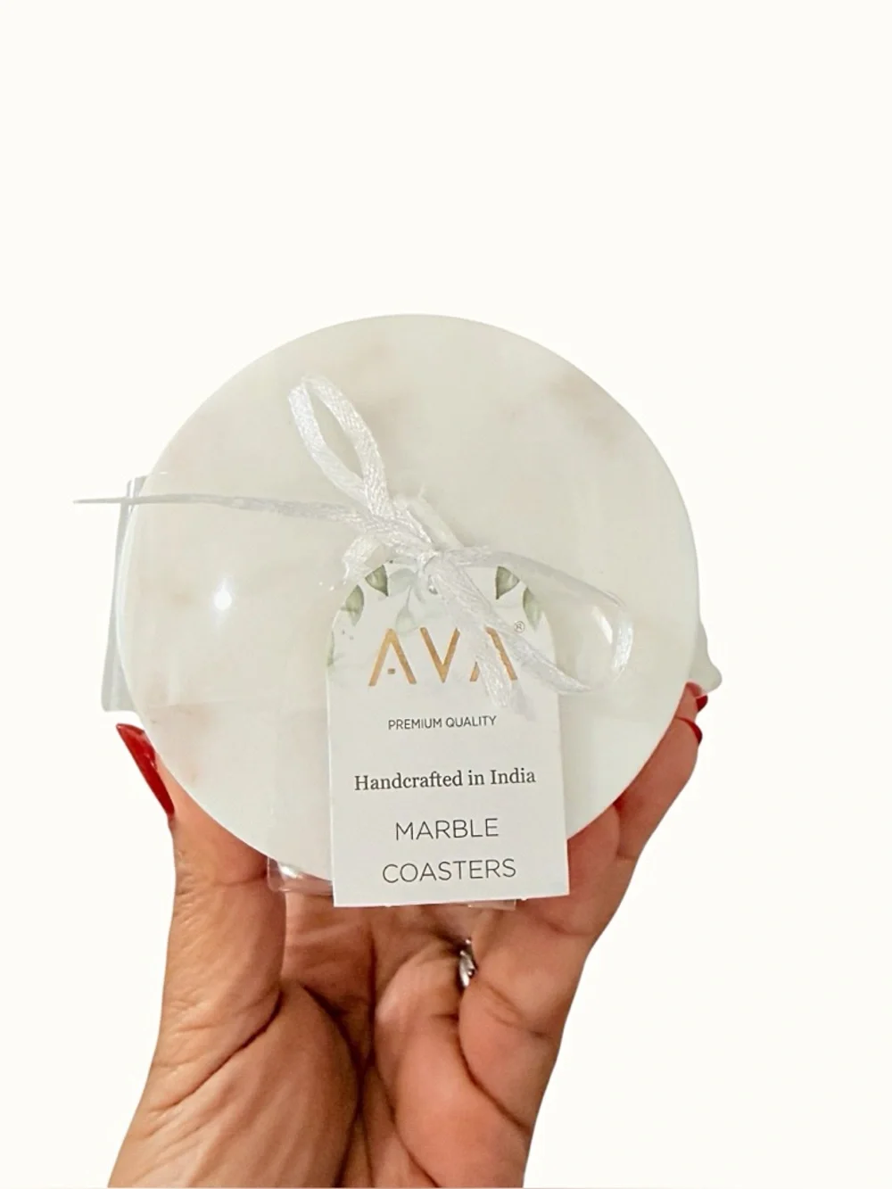 AVI White Circular Marble Coasters 4 piece Set